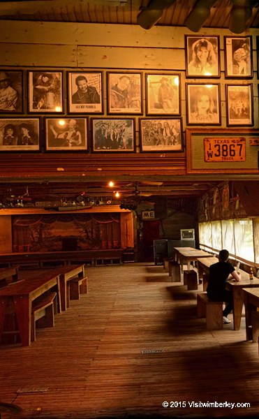 Gruene Hall Waiting